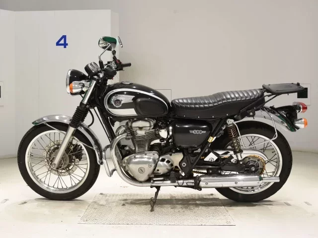 Kawasaki W800