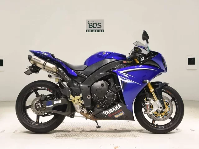 Yamaha YZF-R1 лот № 7758 оценка 4  с аукциона в Японии