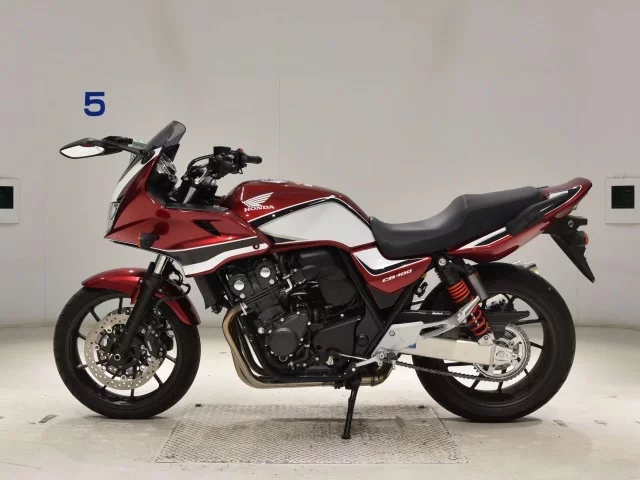 Honda CB400SFV-4 BOLDORABS