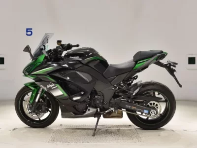 Kawasaki NINJA1000SX лот № 2942 оценка 5  с аукциона в Японии 2