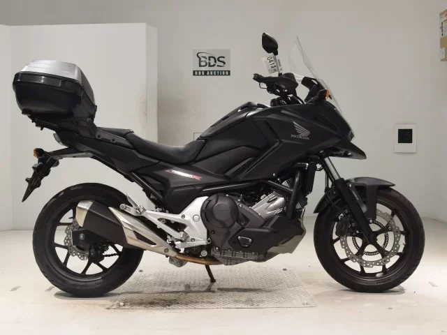 Honda NC750XD-2 лот № 0413 оценка 4  с аукциона в Японии
