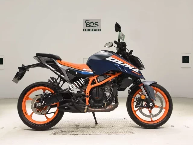 KTM  390 DUKE лот № 5438 оценка 6  с аукциона в Японии