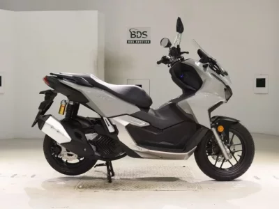 Honda ADV160