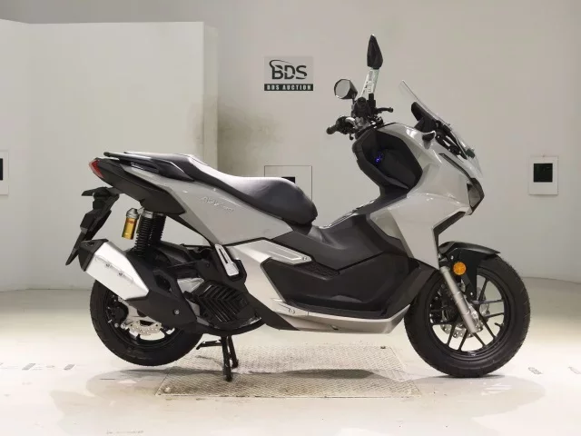 Honda ADV160
