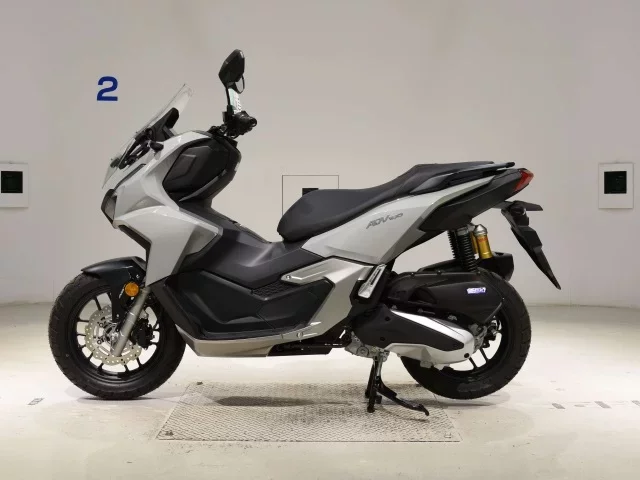 Honda ADV160