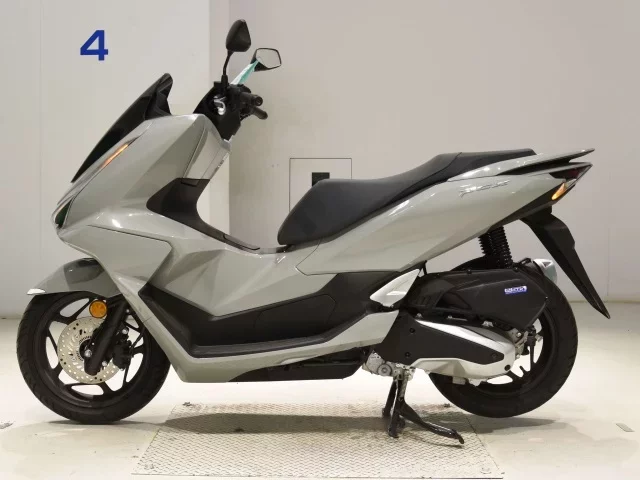 Honda PCX125-4