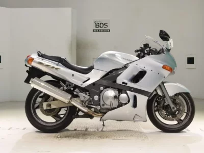 Kawasaki ZZR400-2