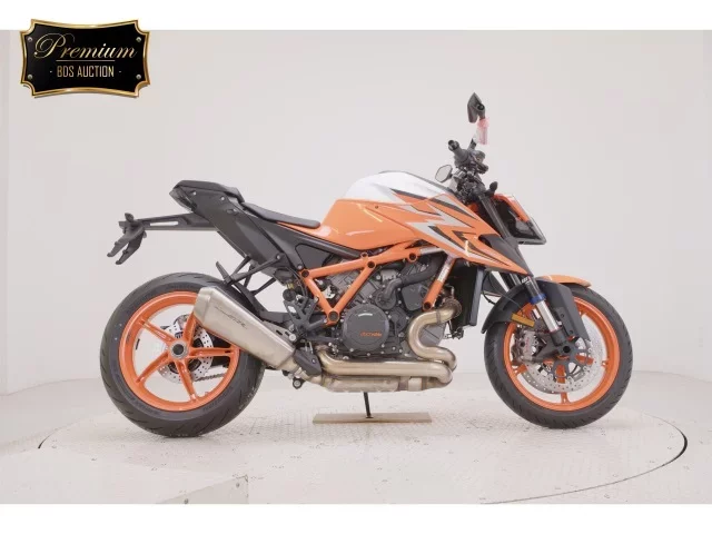 Other KTM1290 SUPER DUKE RE HO лот № 0082 оценка 5  с аукциона в Японии