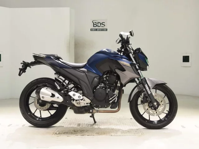 Yamaha FZ25 лот № 2999 оценка 5  с аукциона в Японии