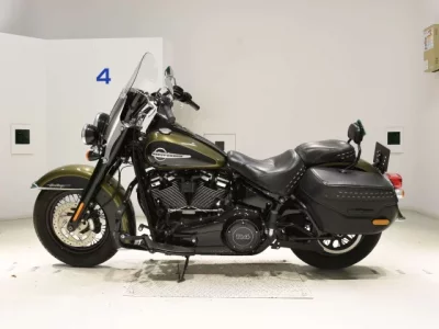 Harley-Davidson HARLEY FLHCS1870  с аукциона в Японии