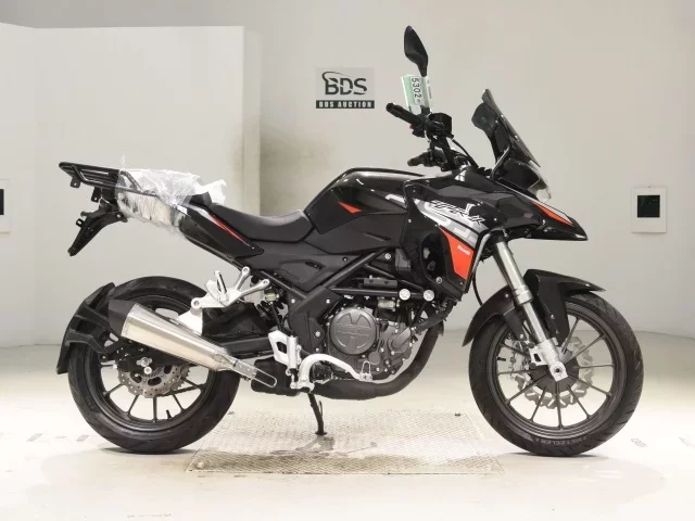 Other BENELLI TRK251 лот № 5302 оценка 7  с аукциона в Японии