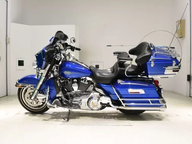 Harley-Davidson HARLEY FLHTC1580