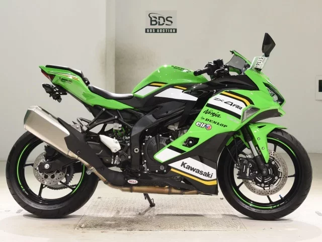 Kawasaki ZX-4RR лот № 5134 оценка 7  с аукциона в Японии