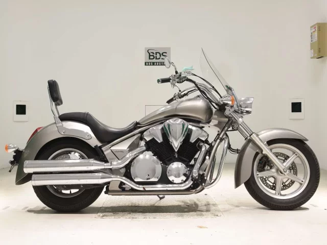 Honda VT1300CRA лот № 7770 оценка 4  с аукциона в Японии