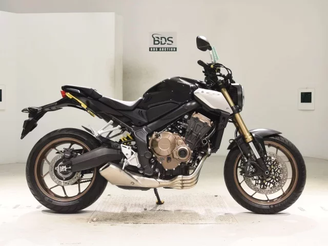 Honda CB650R лот № 5119 оценка 7  с аукциона в Японии