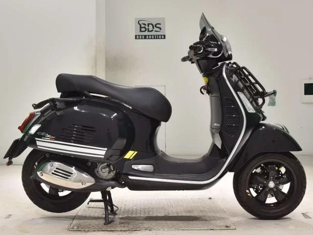 Vespa  GTS300 SUPER лот № 2783 оценка 5  с аукциона в Японии