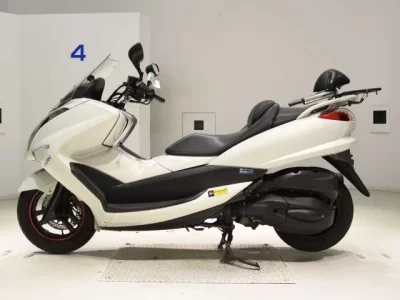 Yamaha MAJESTY 250-4  с аукциона в Японии
