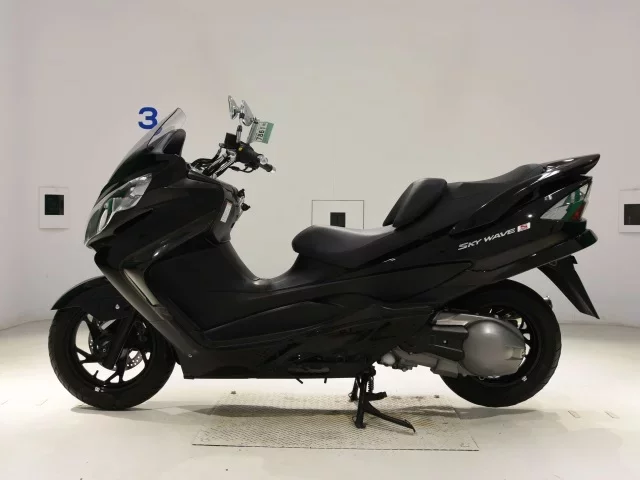 Suzuki SKYWAVE 250S-3