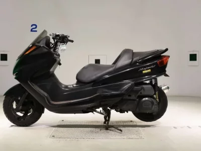 Yamaha MAJESTY 250C  с аукциона в Японии