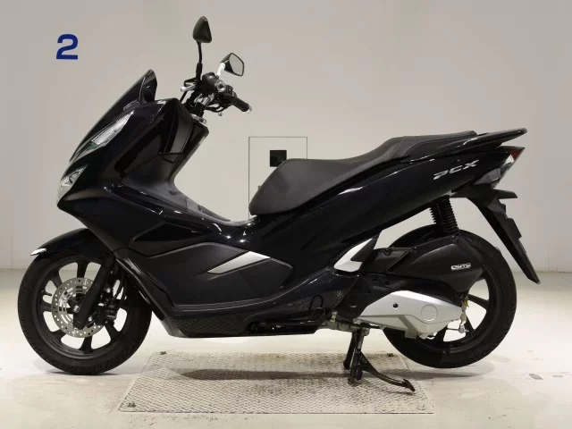 Honda PCX125-3