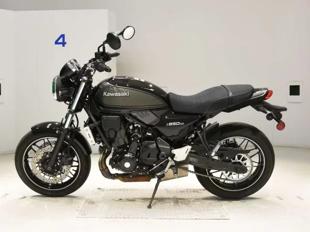 Kawasaki Z650RS