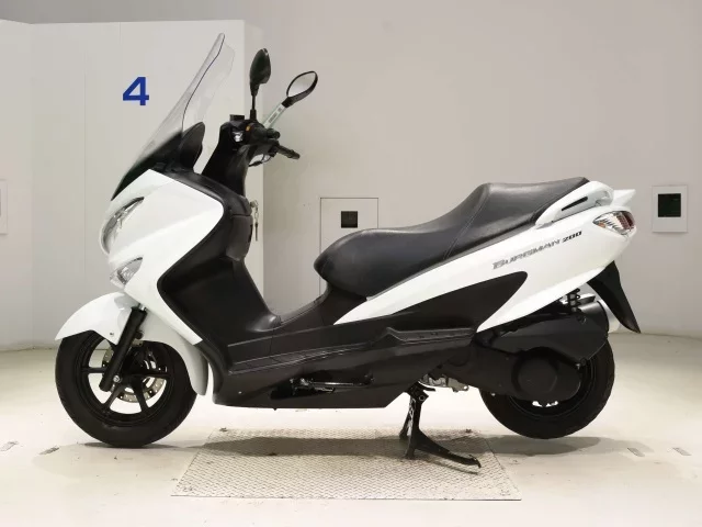 Suzuki BURGMAN 200A