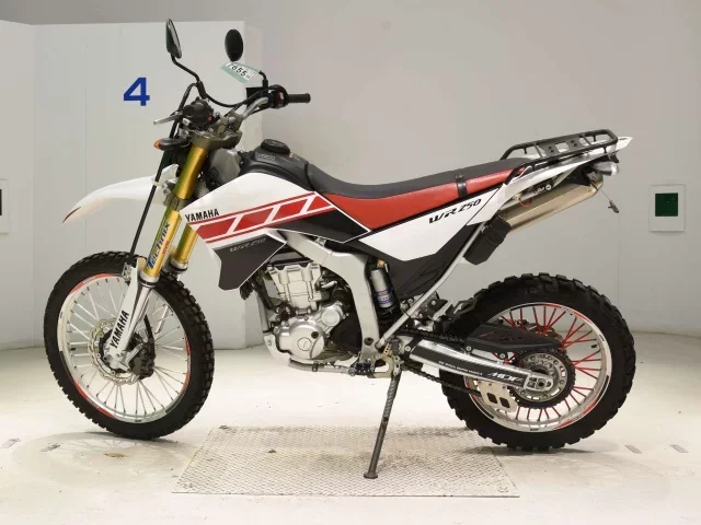 Yamaha WR250R