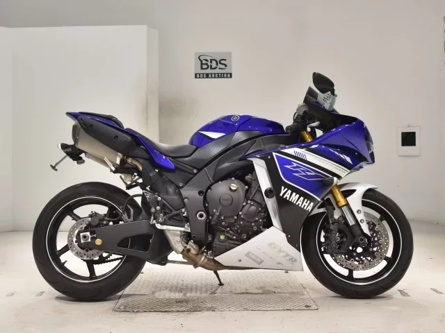 Yamaha YZF-R1 лот № 2755 оценка 4  с аукциона в Японии