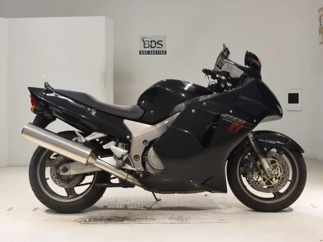 Honda CBR1100XX лот № 0328 оценка 4  с аукциона в Японии