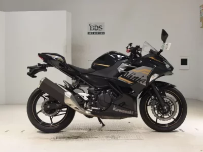 Kawasaki NINJA400-2  с аукциона в Японии