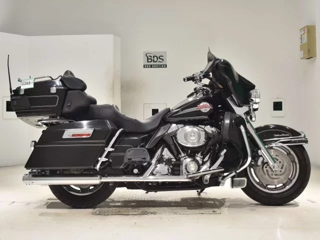 Harley-Davidson HARLEY FLHTCU1580 лот № 0368 оценка 4  с аукциона в Японии