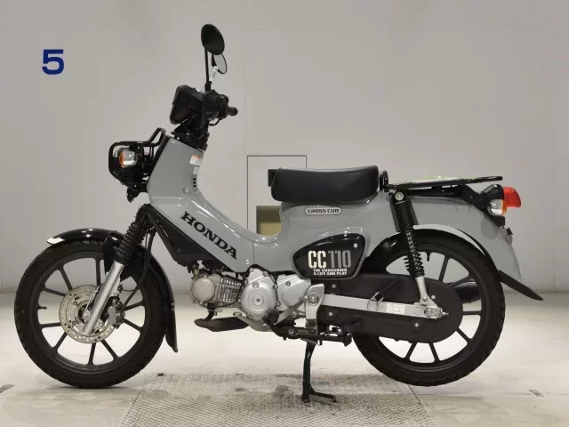 Honda CROSS CUB 110-3