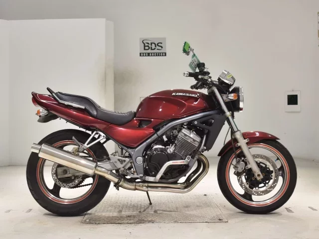 Kawasaki BALIUS250 лот № 2810 оценка 4  с аукциона в Японии