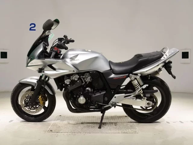 Honda CB400SFV-3 BOLDOR