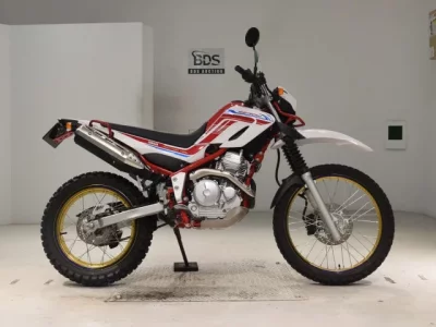 Yamaha SEROW 250-3