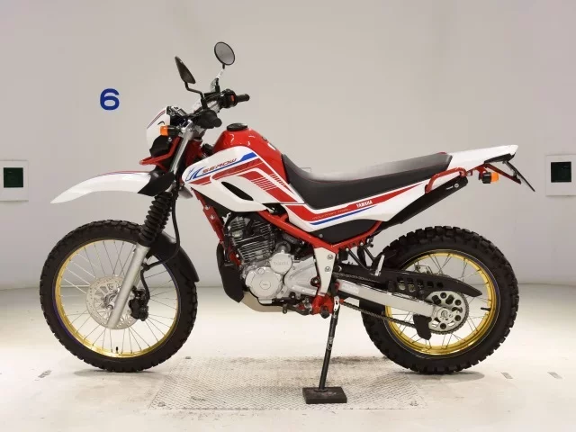Yamaha SEROW 250-3