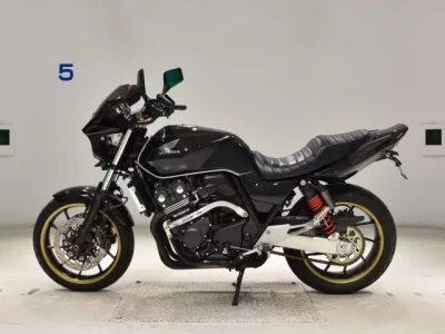 Honda CB400SFV-4ABS лот № 2654 оценка 5  с аукциона в Японии 2