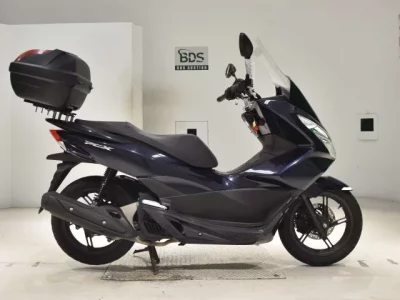 Honda PCX125-2