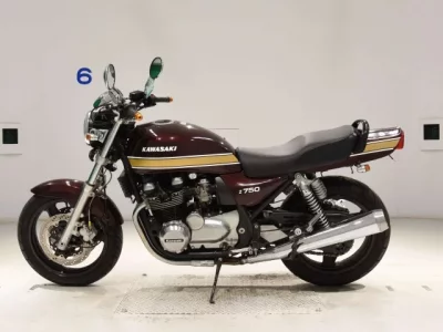 Kawasaki ZEPHYR750  с аукциона в Японии