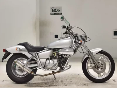 Honda MAGNA 50