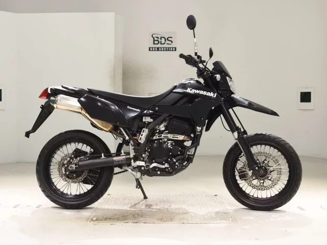 Kawasaki D-TRACKERX лот № 0307 оценка 5  с аукциона в Японии