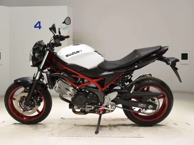 Suzuki SV650A