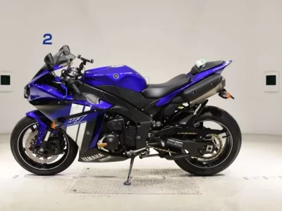 Yamaha YZF-R1  с аукциона в Японии