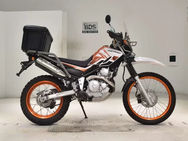 Yamaha SEROW 250-3 лот № 2998 оценка 5  с аукциона в Японии