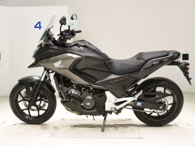 Honda NC750XD-2