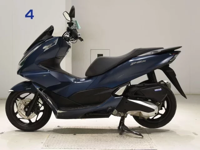 Honda PCX125-4