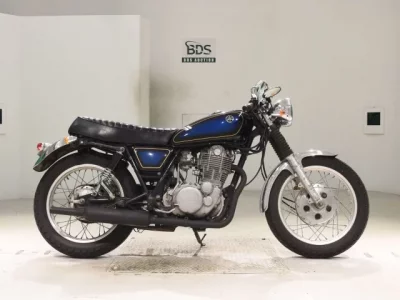 Yamaha SR400-2  с аукциона в Японии