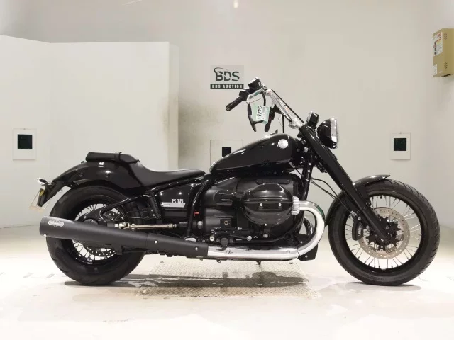 Other BMWR18 лот № 0446 оценка 6  с аукциона в Японии