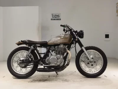 Yamaha SR500-2