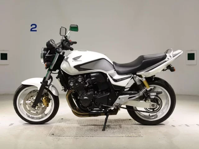 Honda CB400SFV-4